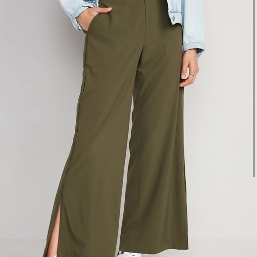 COPY - Old Navy High Waisted Stretch Tech Wide Leg Pants. Tall length 33 inch i…